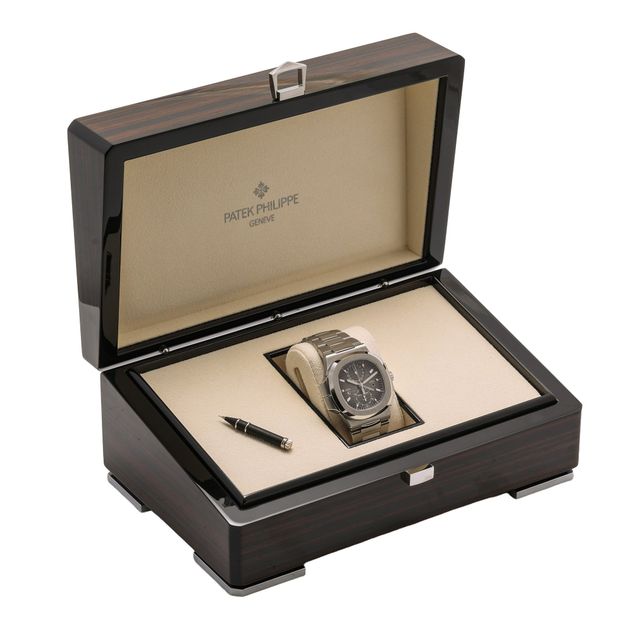 Patek Philippe Nautilus 5990/1A-001 Image 7